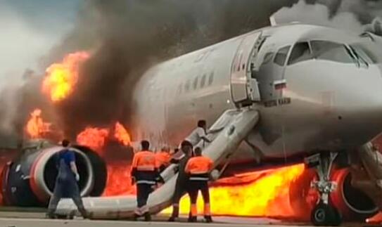 韩国一架载有181人飞机降落时起火事件全面解析