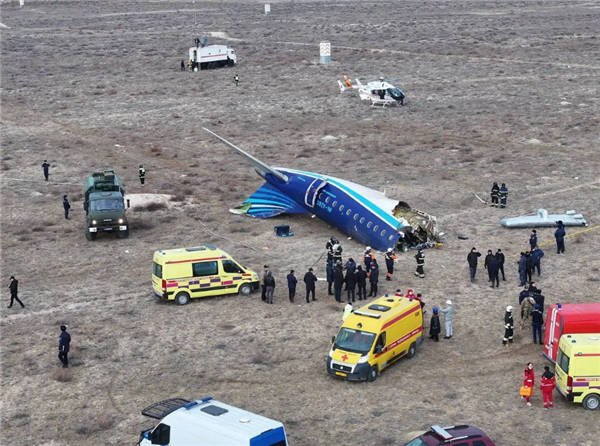 阿航空难因客机遭地面攻击，惨痛事件背后的真相探寻