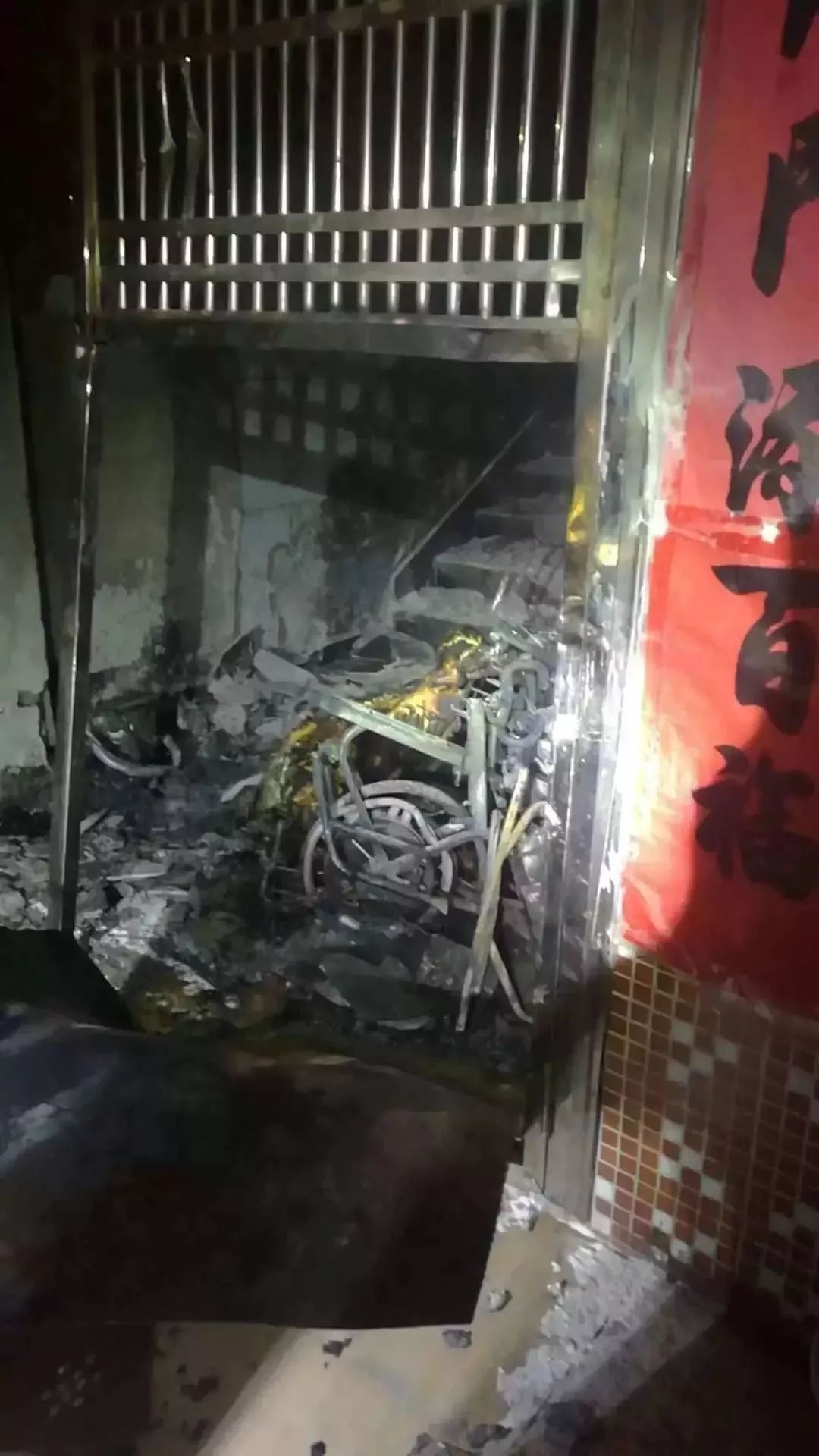 关于电瓶车充电爆炸事件，事故背后的警示与反思