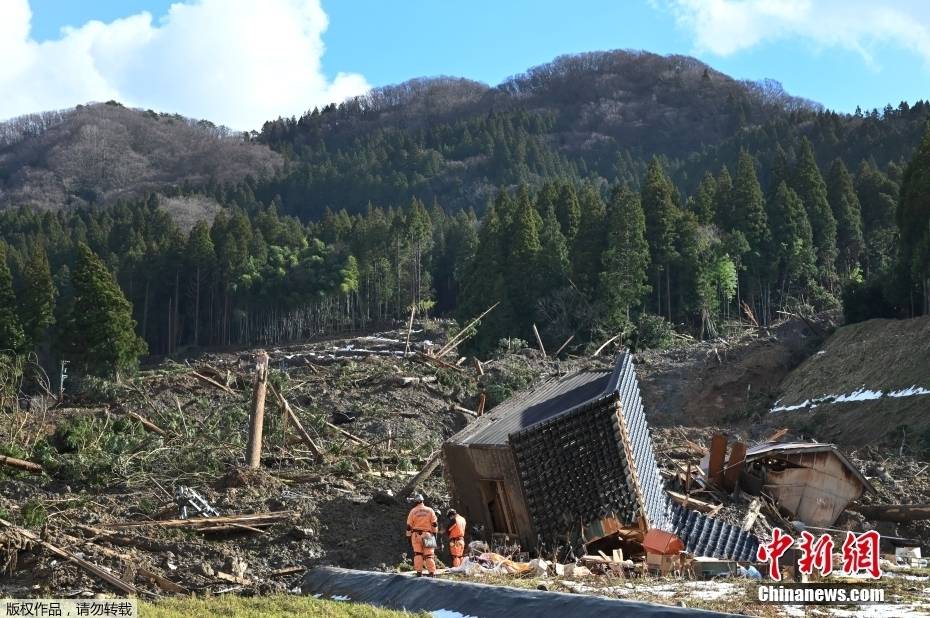 日本首相积极呼吁尽快完成地震灾区重建工作，挑战与希望并存