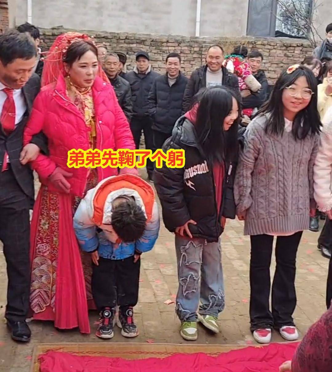 新娘意外回应小姑子代替新郎拜堂，一场传统与现代交织的纷争，背后隐藏哪些法律秘密？