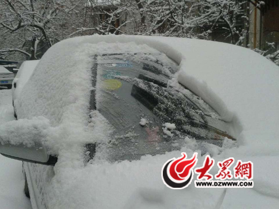 济南暴雪路上的汽车困境，绝望冰壶现象深度解析