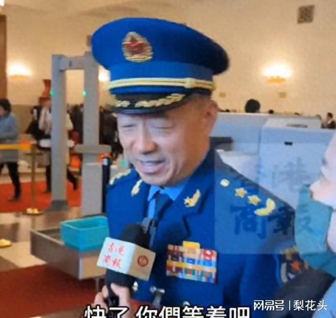 推薦，空軍副司令王偉談六代機研發進展，喜悅之情溢于言表，未來戰爭新篇章待揭幕