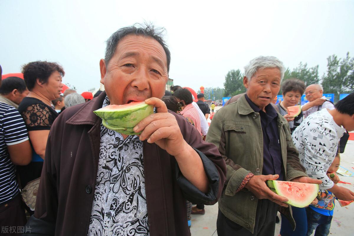 擺拍相親視頻引發(fā)風(fēng)波，涉案者竟因此被拘留！真相究竟如何？