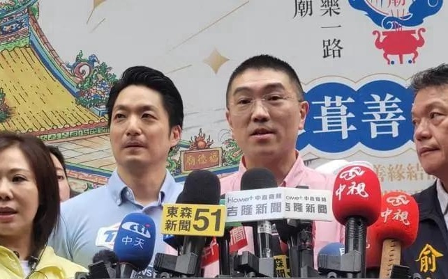 台民调震撼揭示，超半数民众反对大罢免，背后真相究竟如何？