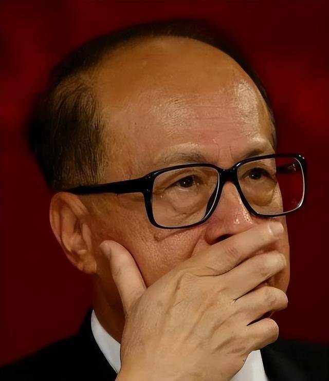 美財團收購李嘉誠港口版圖背后的隱秘圖謀，一場商業巨頭的博弈風云再起？