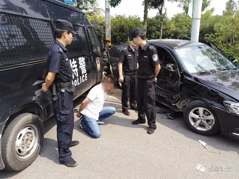 逃犯瘋狂駕車沖撞民警，危險(xiǎn)瞬間背后的深思與啟示